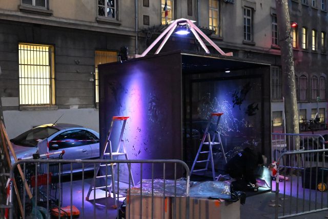 Fête des Lumières, avant première, projet de Xiaoming Ren, place Rambaud