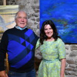 Emma Henriot et Christian au Vernissage de exposition de 7 artistes internationaux à la Galerie d’Art Emma