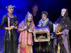 LA DERNIÈRE ALLUMETTE : pièce remplie de poésie jouée au Festival Off Avignon 2022 Maëlly Ilasciuc, Inès Plancher, Mégane Cottin, Déborah Lamy et Sarkis Tcheumlekdjian_LA DERNIÈRE ALLUMETTE