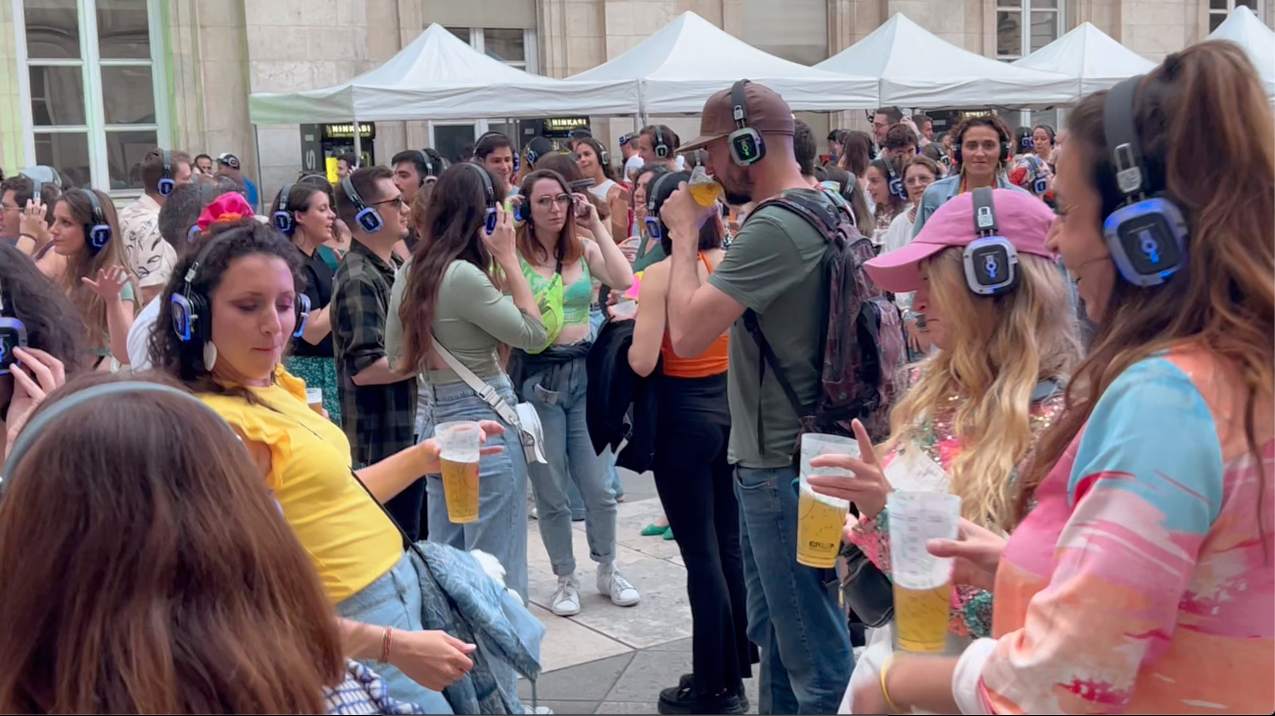 Concert silencieux à Hôtel de Ville de Lyon-1,