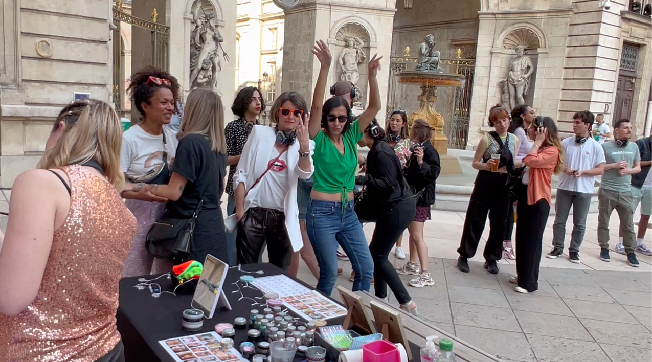 Concert silencieux à Hôtel de Ville de Lyon-ambiance sympa