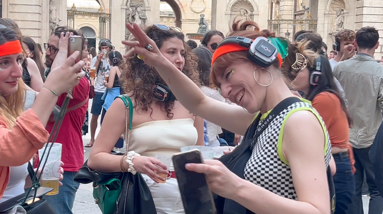Concert silencieux à Hôtel de Ville de Lyon- belle ambiance