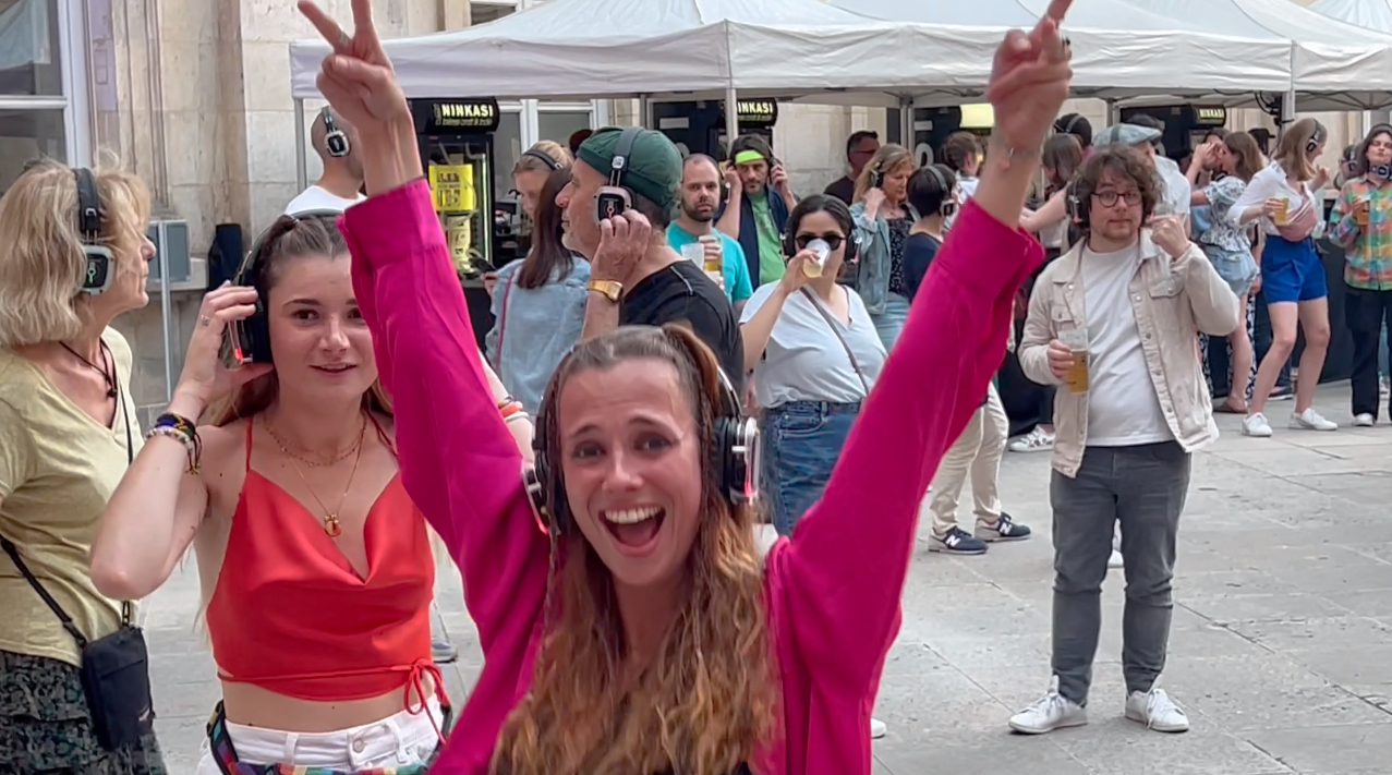 Concert silencieux à Hôtel de Ville de Lyon, danse