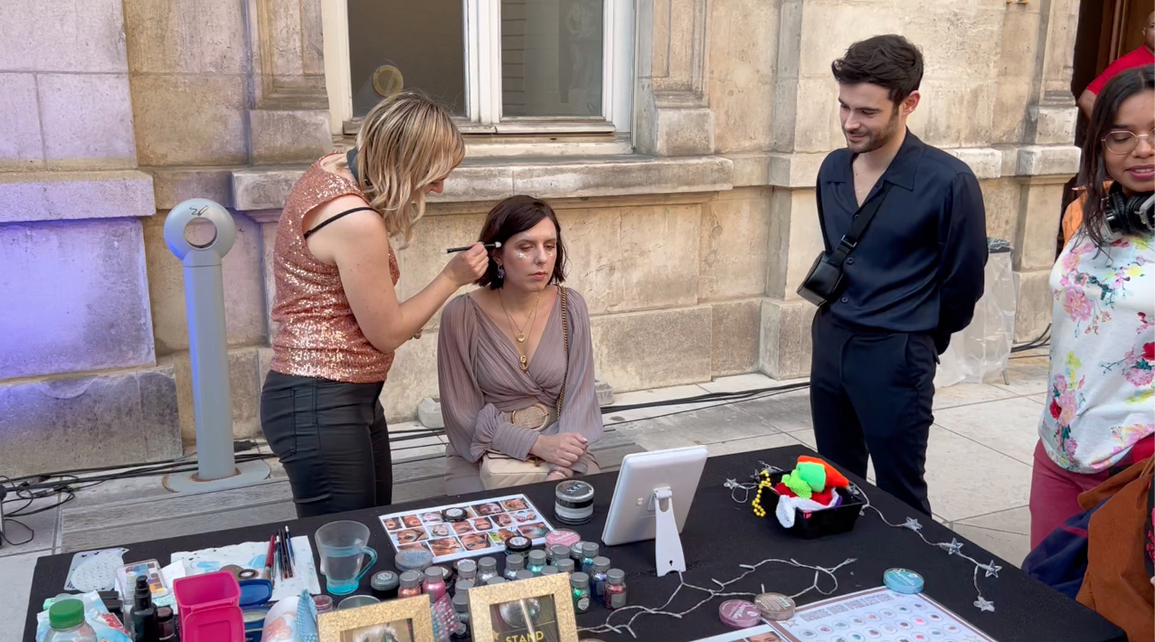 Concert silencieux à Hôtel de Ville de Lyon-maquillage1