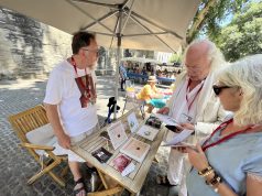 L’Univers magique de Peter Barnouw : culture, contes et histoires pour enfants Peter Barnouw au festival off avignon