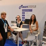 Mean While au sido Lyon