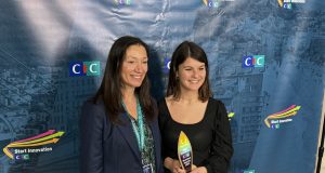 Oorion remporte le prix Impact du CIC Start Innovation Business Awards de la région AURA Marie Jouffraix et Stéphanie Robieux, ceo OOrion, prix Impact CIC Start Innovation Business Awards de la région AURA