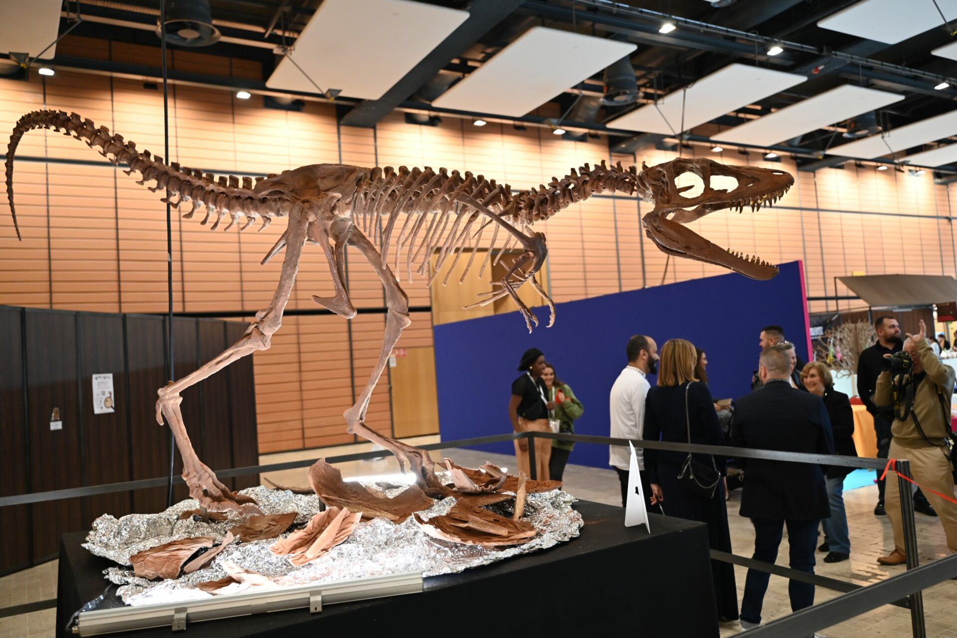 Le T-Rex de 3m et de 200 kilos de chocolats signé par Nabil Barina