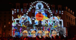 Coup d’envoi Fête des Lumières à Lyon – reportage fête des Lumières - gare Saint-Paul