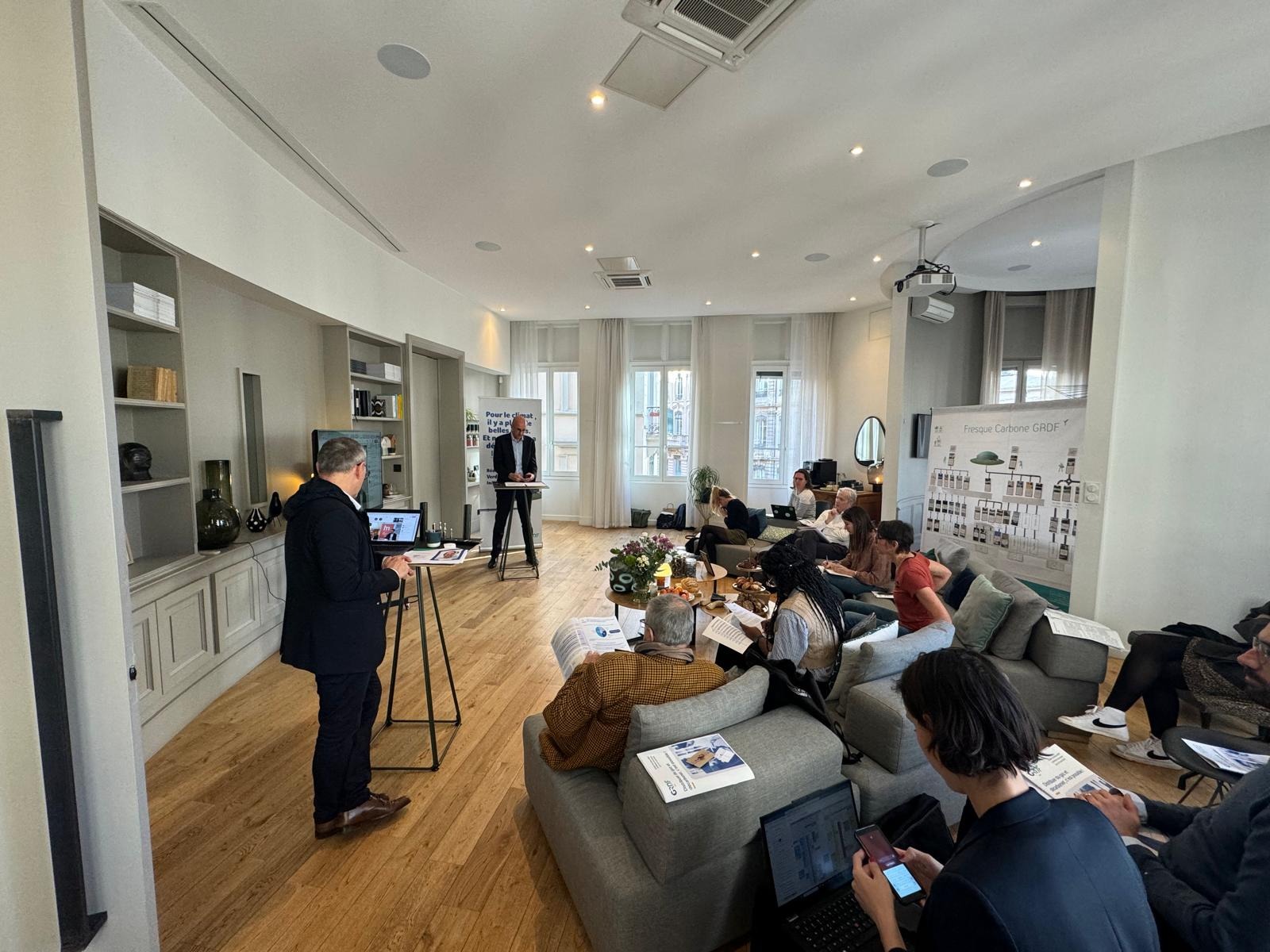 GRDF Auvergne-Rhône-Alpes présente sa trajectoire : Mission Décarbonation_fresque Carbone