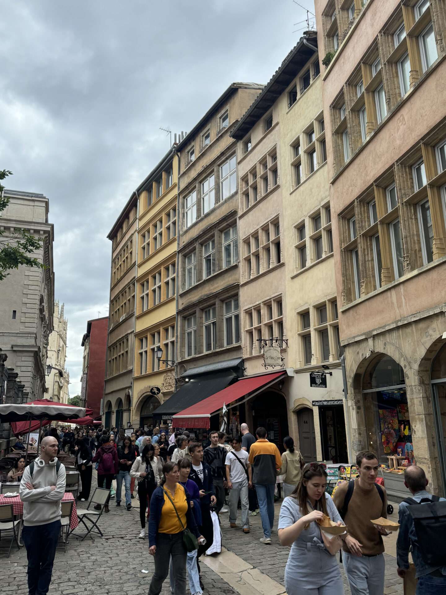 Le Vieux-Lyon et Place Neuve Saint Jean Lyon