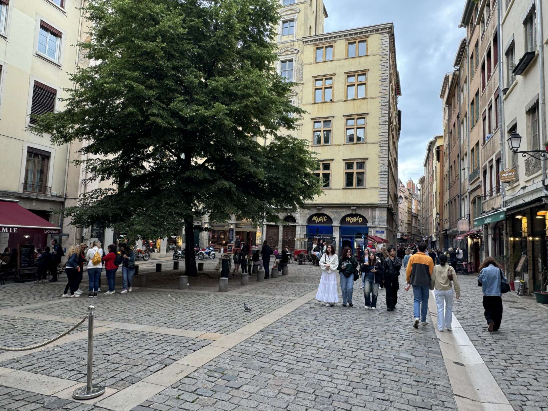 Place du Gouvernement Vieux Lyon