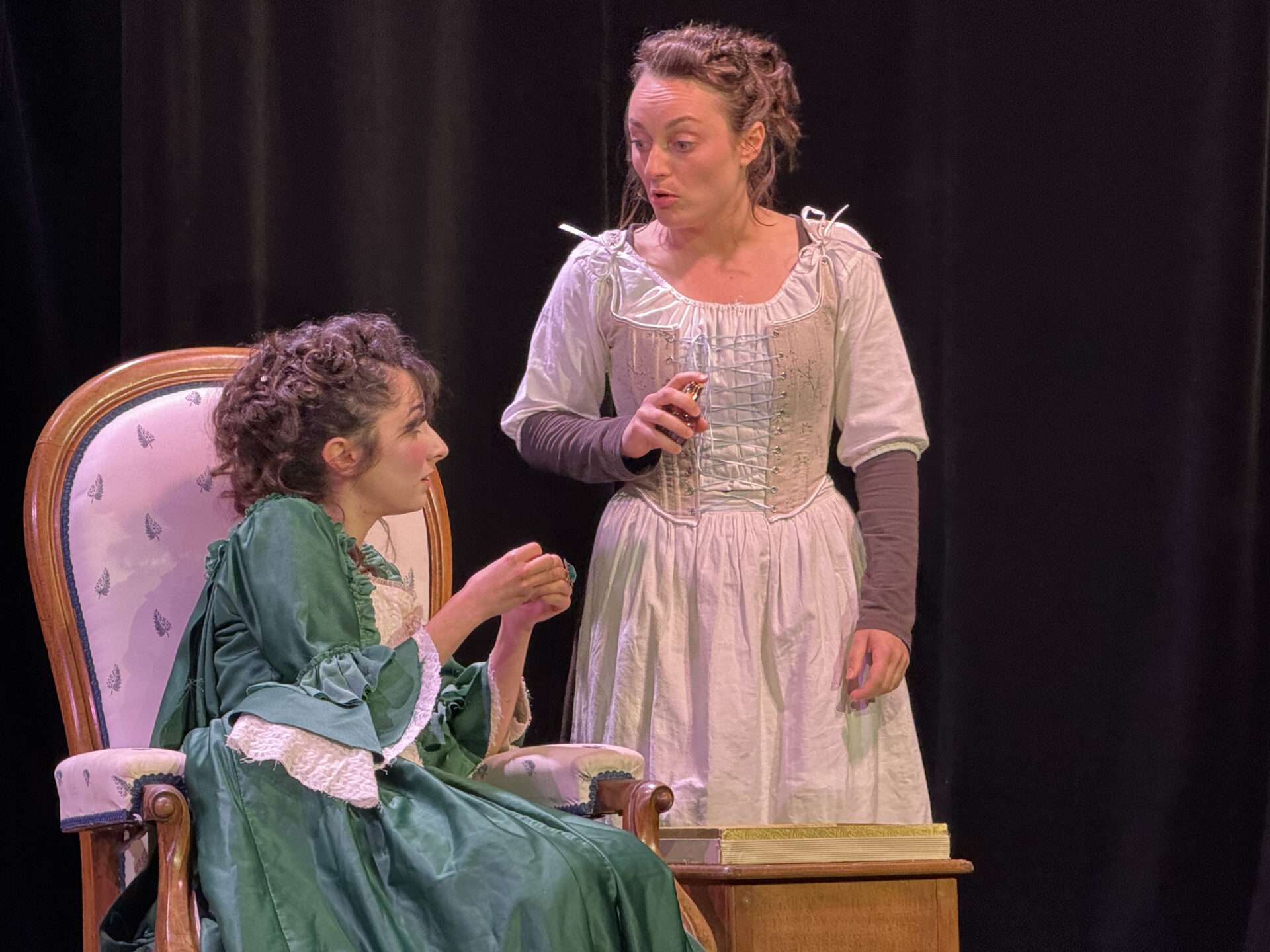 Madison Vossius et Chloé Robert_Collectif Tintamarre