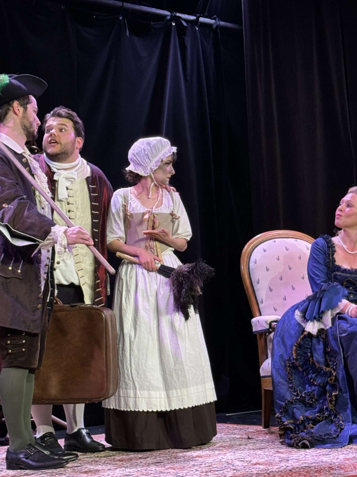 Une salle, deux ambiances - "Le jeu de l'amour et du Hasard" joué par collectif Tintamarre