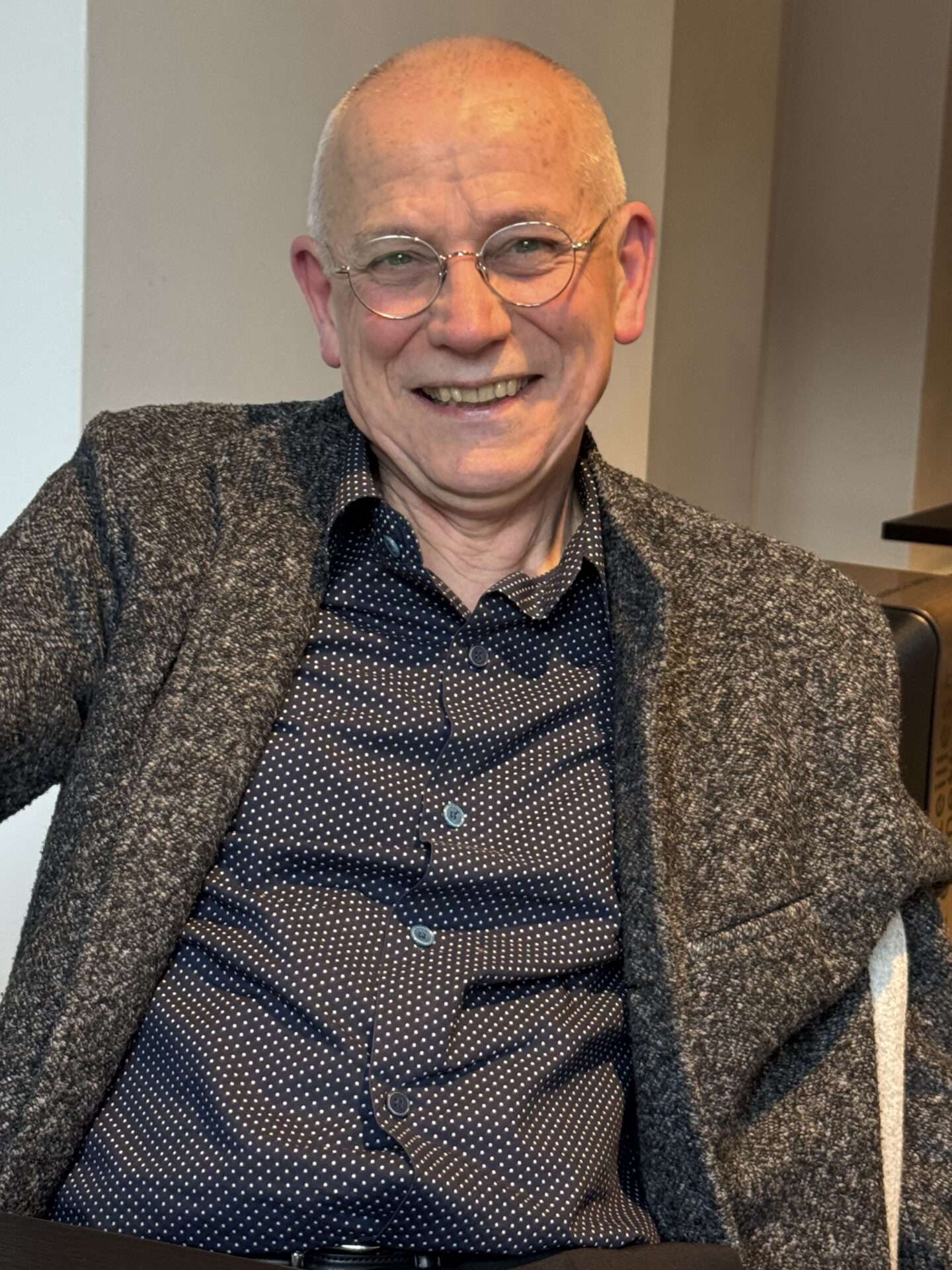 Jacques SIMONET, fondateur InterMédia, Éditeur des News2com