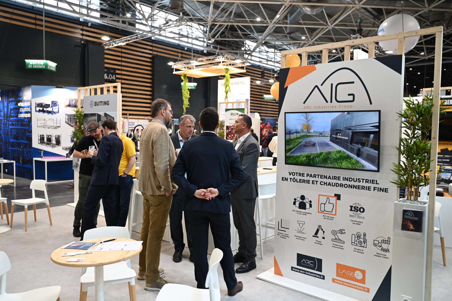 Henri Bouget à stand NINCAR