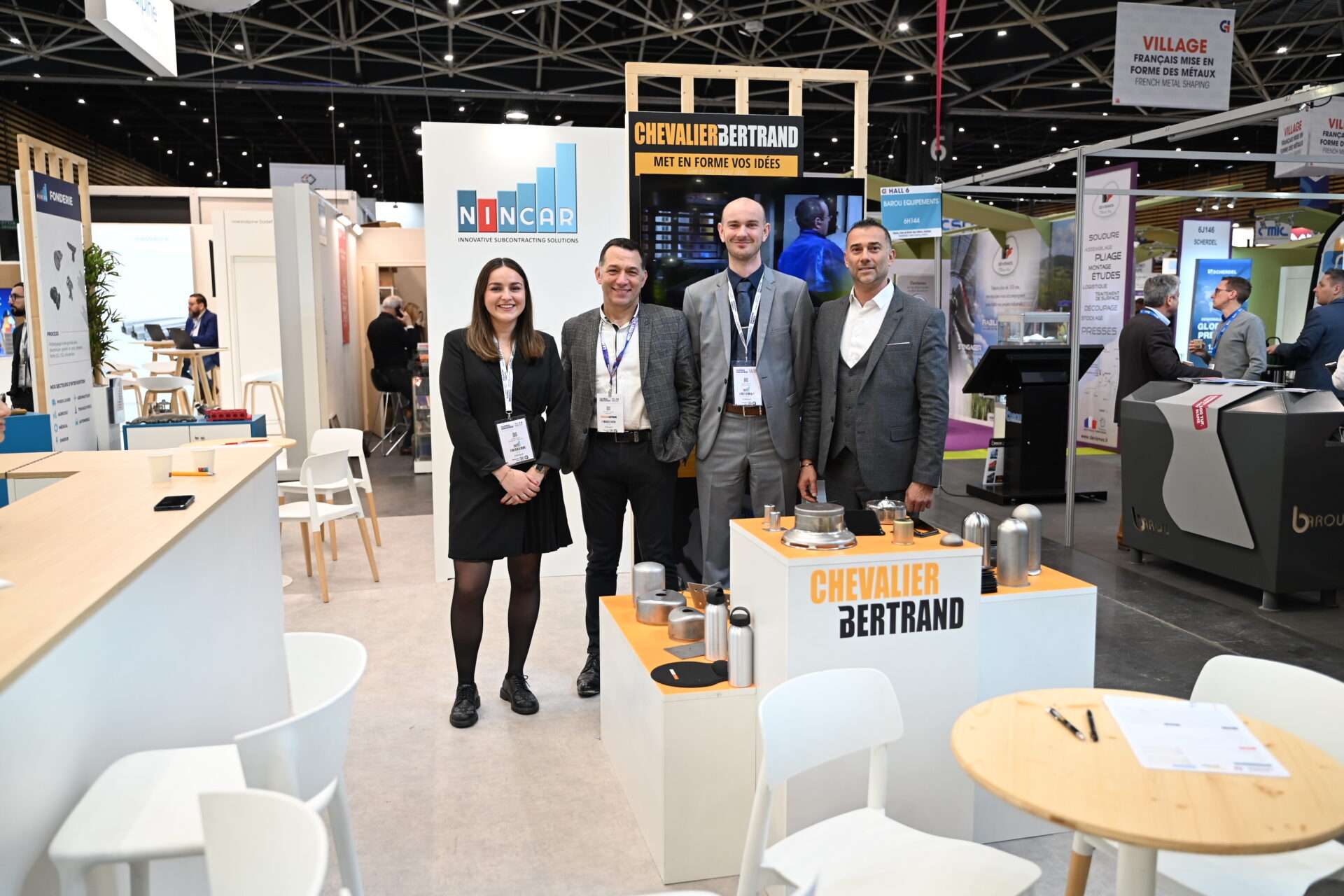 Louise Garnier (Nincar), Christophe Chalmin (Chevalier Bertrand), Tanguy Saintot (Nincar), Jean-Philippe Termoz (Nincar)