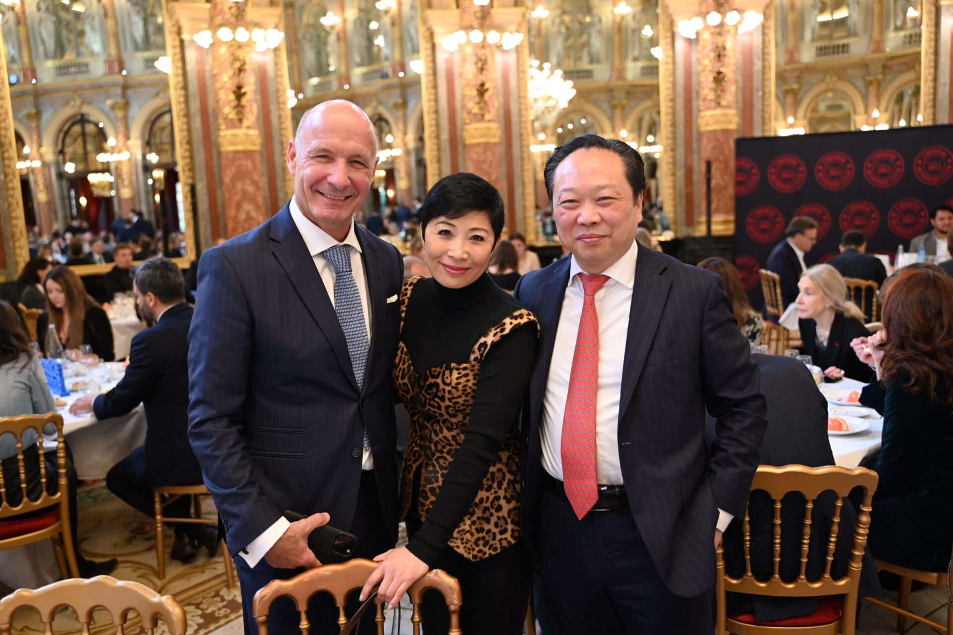 Christophe Laure, General Manager InterContinental Paris le Grand en mode networking à Chinese Business Club