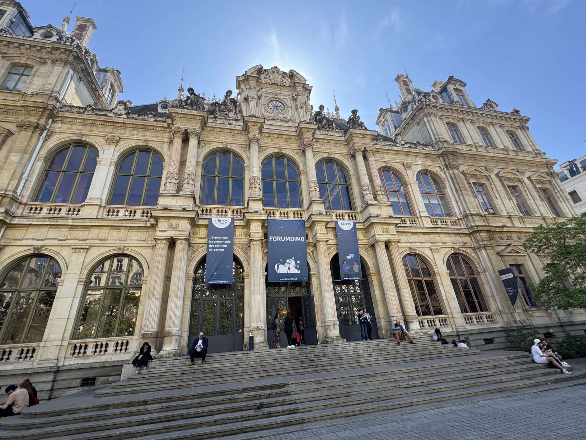 Forum Dimo au Palais de la Bourse