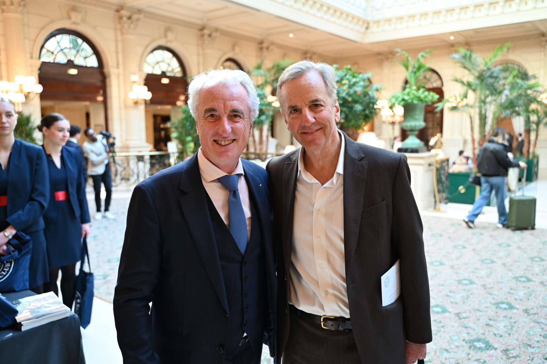 Frédéric TIMBERT et Bernard de La Villardière à Chinese Business Club 