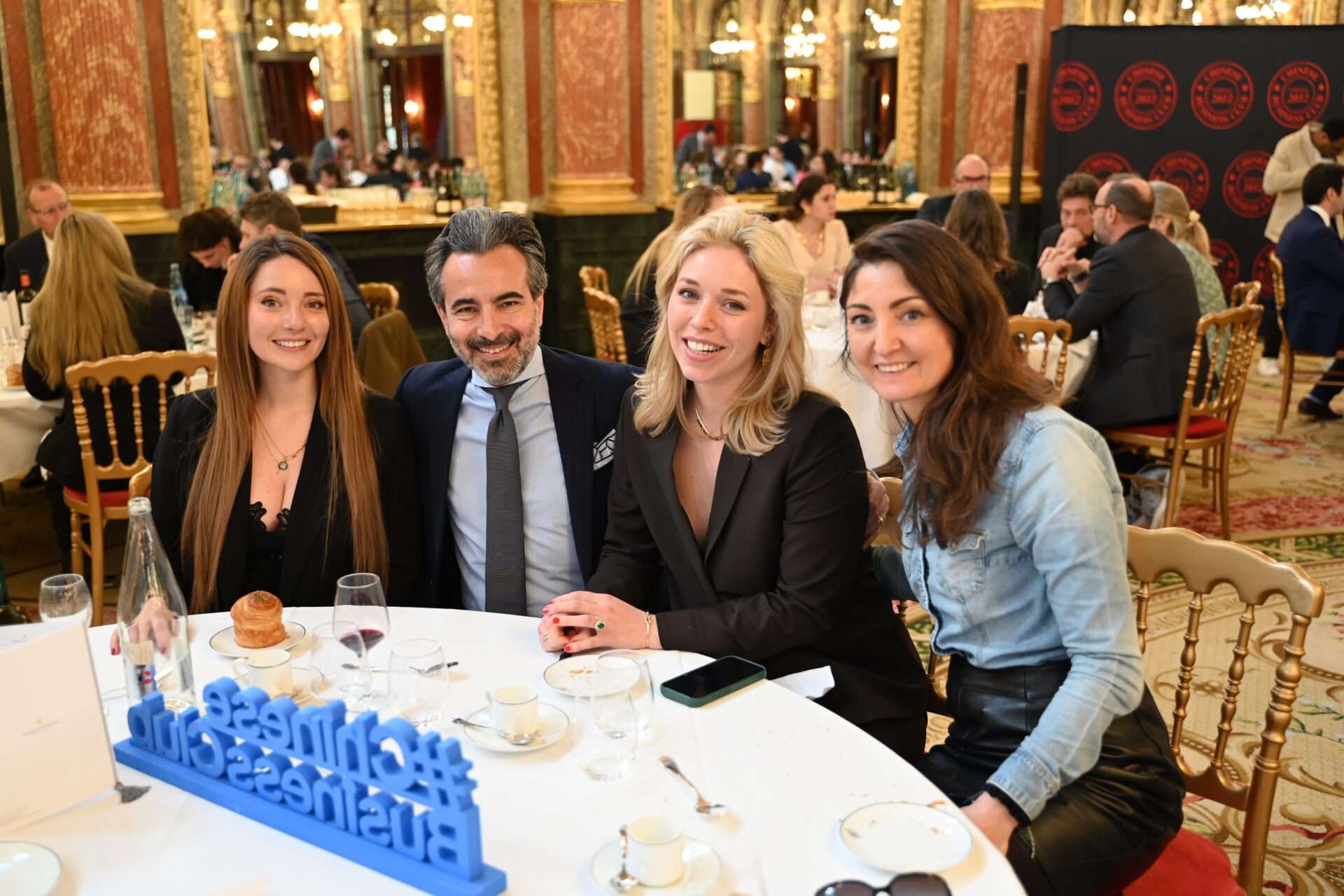 James Hejazi Ph.D, CEO - Managing partner Winston Rose, CGPH Banque d'affaires avec Emeline Siron , Sixtine Moullé-Berteaux , Marie Hombrouck