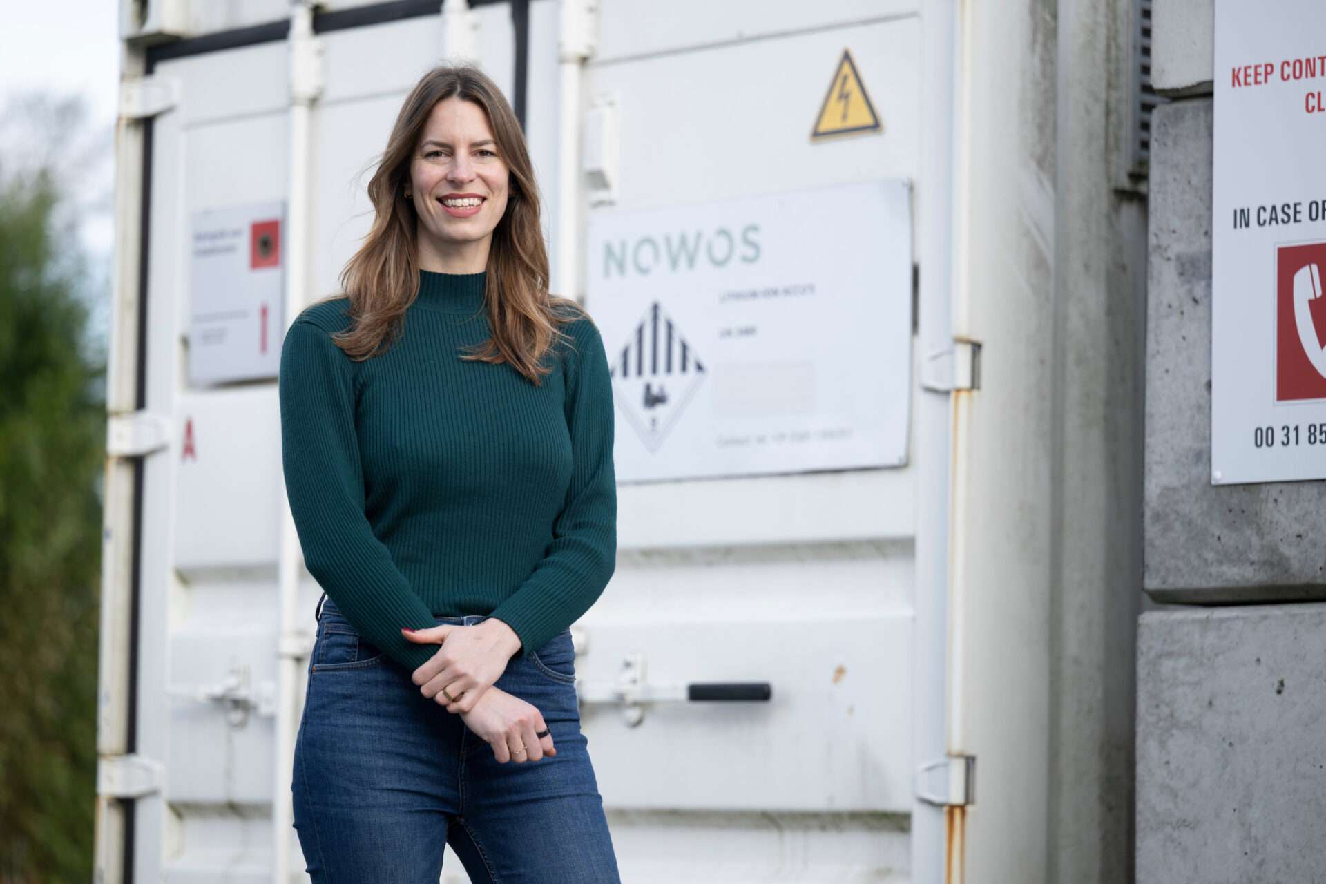 NOWOS_Alix Armour_ battery_