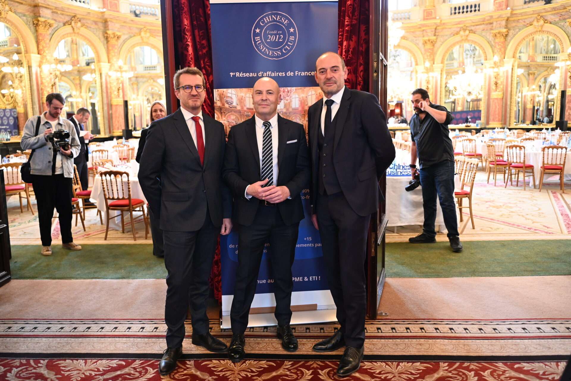 Olivier Couraud au Chinese Business Club avec les ambassadeurs de OLIVIER CLAIRE 