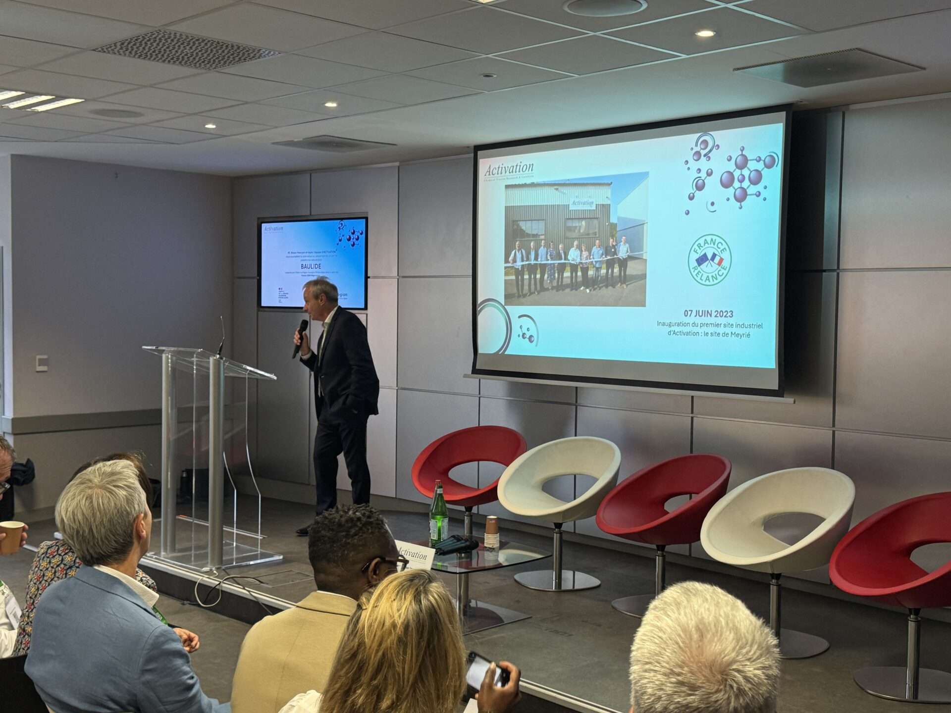 Polymères, poudres, mastics : ACTIVATION, une PME française invente la chaîne de production continue du futur "BAULIDE"