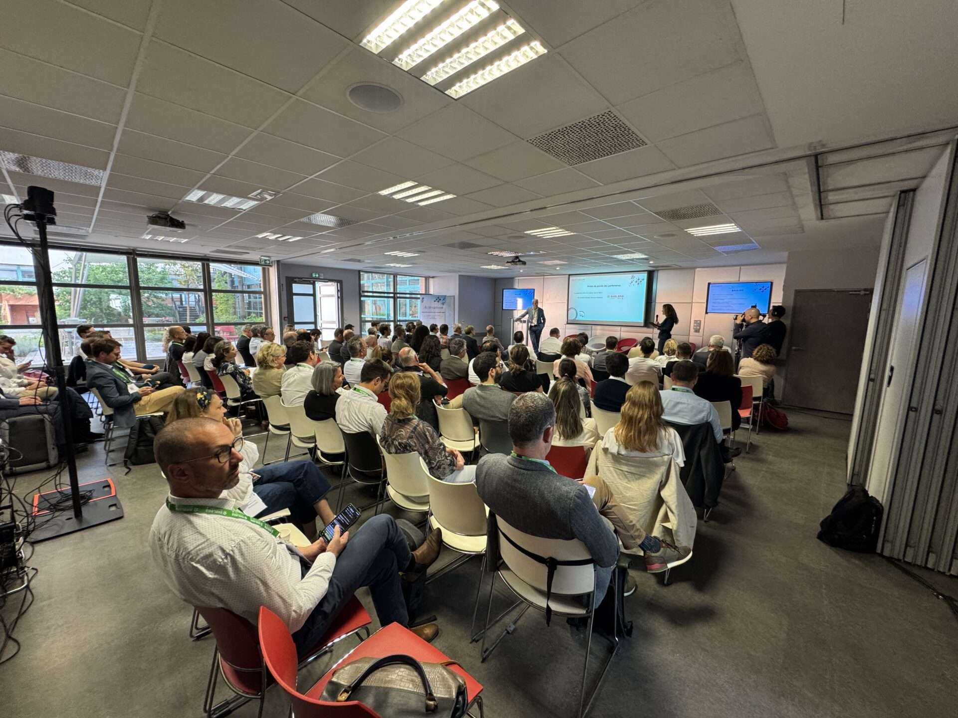 Réindustrialisation : la chimie des solides passe à l’automatisation continue grâce à ACTIVATION