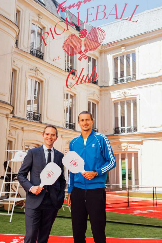 Alexander Zverev et Julien Gardin au lancement du Fouquet’s Pickleball Club à l’Hôtel Barrière Fouquet’s Paris, nouveau terrain de luxe éphémère