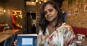 “Au-delà du plaisir” : Daphné Ewin transforme le langage en terrain de tension et de jouissance “Au-delà du plaisir” de Daphné Ewin : un texte sans intrigue, tendu entre adresse et silence