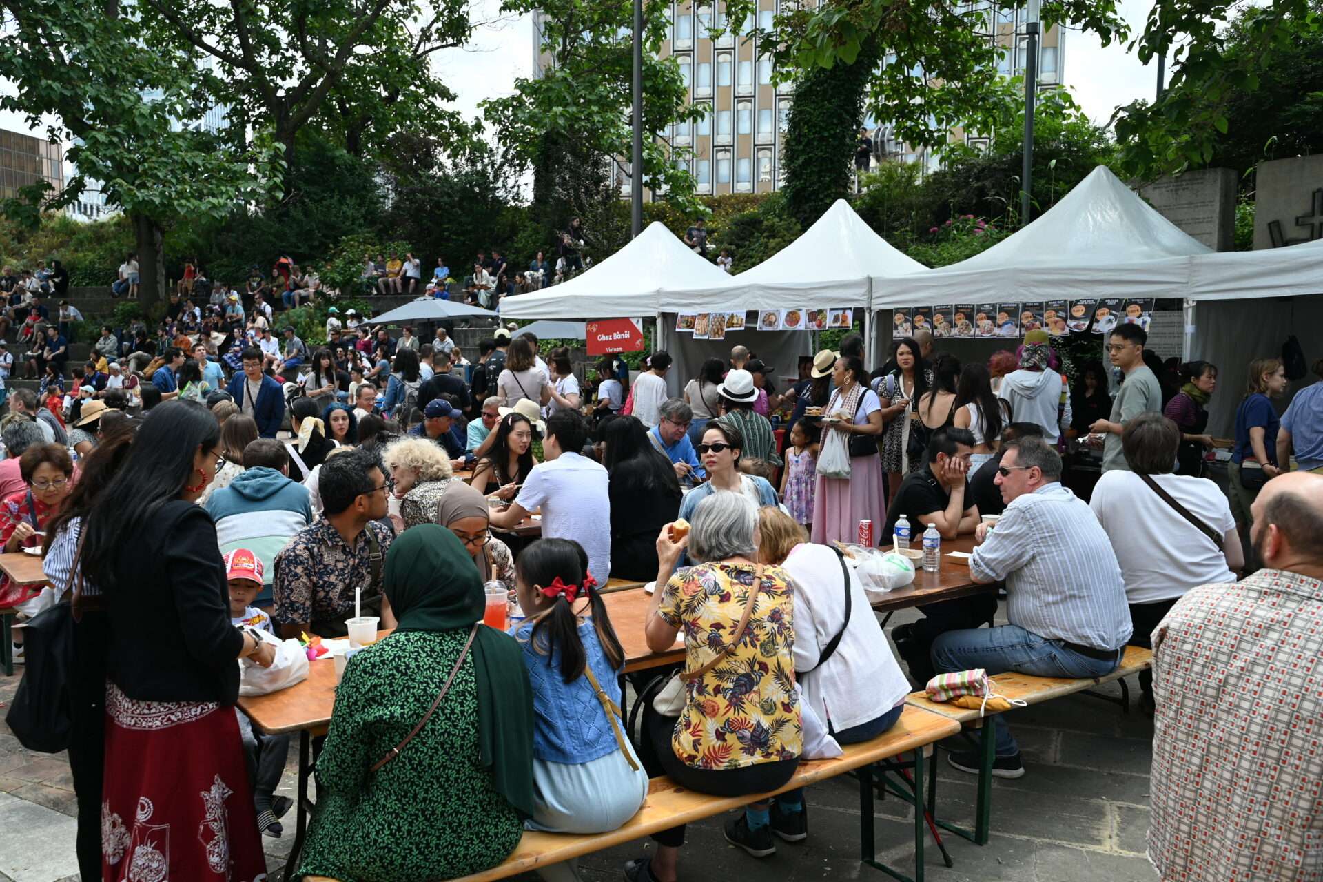 la gastronomie de Douze pays d'Asie à l’honneur Place Charles de Gaulle