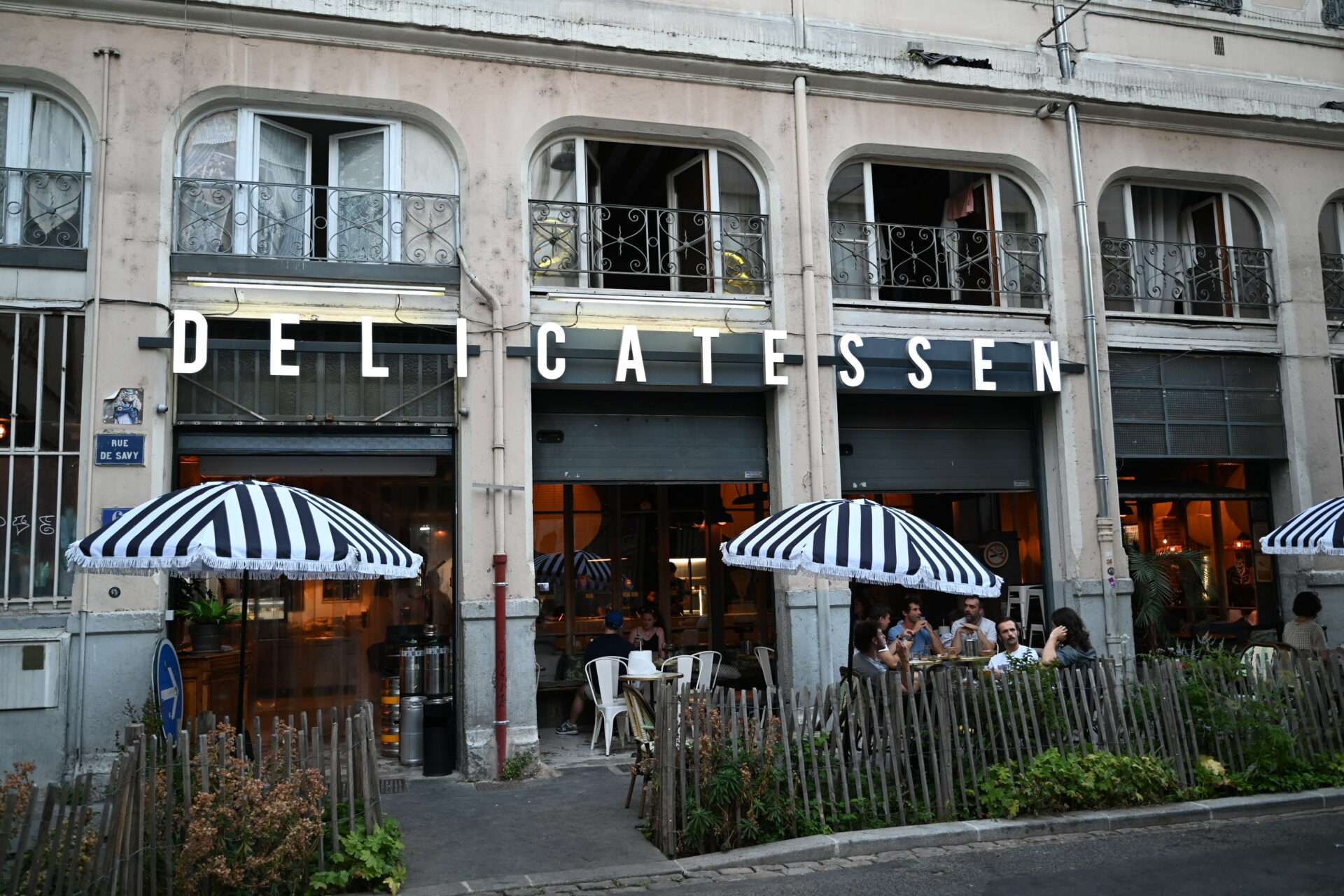 Delicatessen-Restaurant