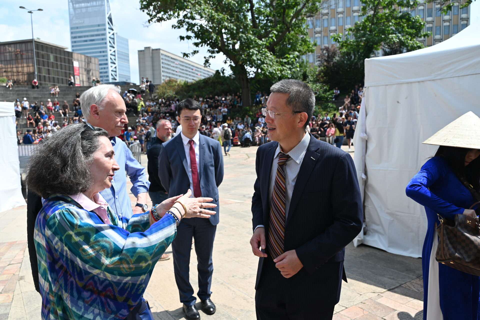 échange avec Yu Jiang, Consul Général de Chine à lyon