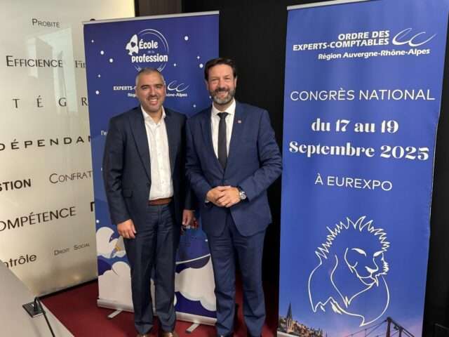 Trois trimestres consécutifs de recul fragilisent les TPE-PME d’Auvergne-Rhône-Alpes, selon les derniers chiffres communiqués par l’Ordre des experts-comptables. (Damien Cartel, président de l’Ordre des experts-comptables Auvergne-Rhône-Alpes et Fabrice Pannekoucke, président de la région)