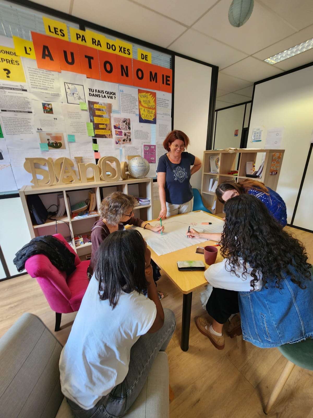 Entreprendre dans la culture : l’alternative proposée par Azelar