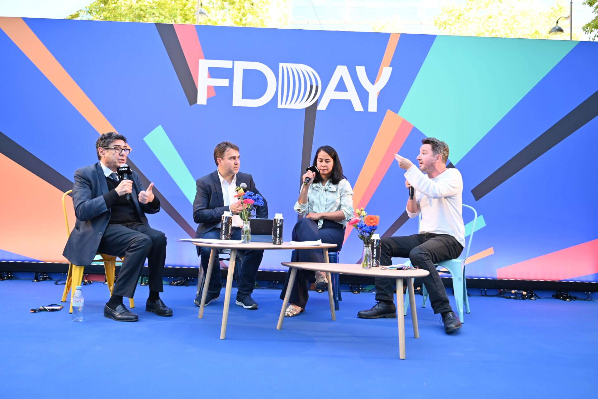 Philippe Aghion et Gabriel Zucman ont confronté leurs visions au FDDAY sur le thème "Le débat Fiscalité & Innovation : Tout comprendre de A à Z". Conf animée par Frédéric Mazzella (Blablacar -DIFT), Maya Noël