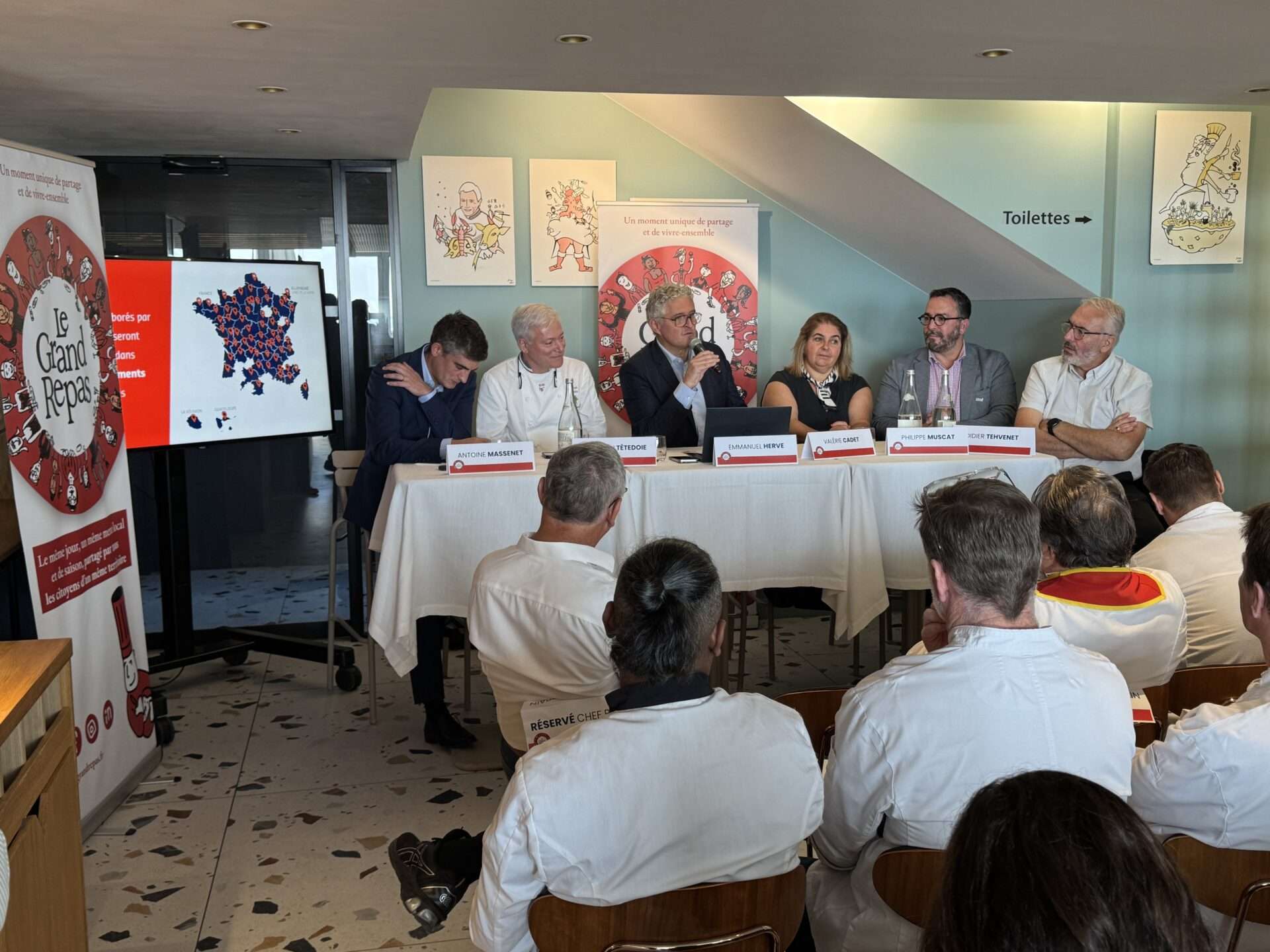 conf de presse - association Le Grand Repas, Emmanuel HERVE, son président, au Restaurant de Christian Têtedoie