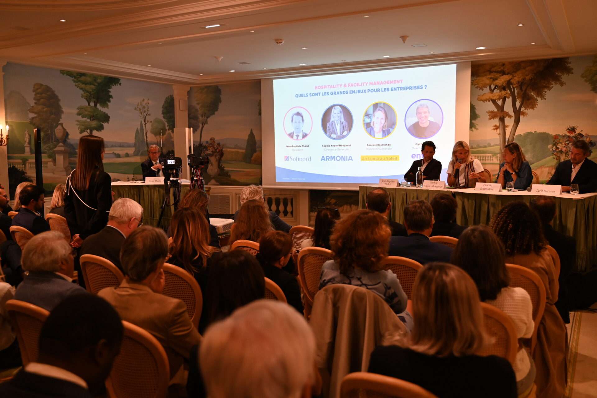 Conférence en partenariat avec Armonia « Hospitality & Facility Management : quels sont les grands enjeux pour les entreprises ? » à l'Hôtel Le Bristol Paris