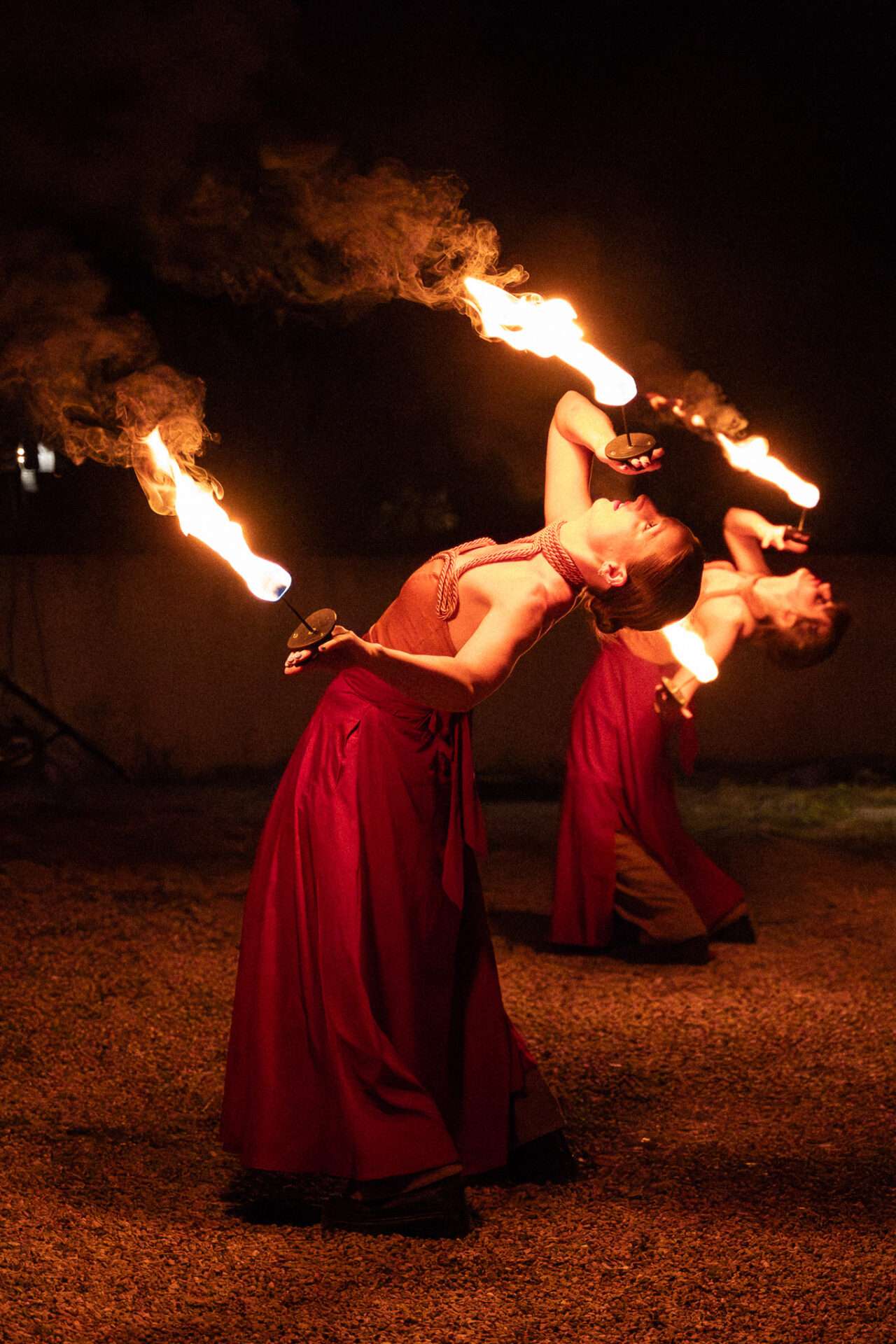 Deux artistes ont subjugué Lyon lors de l’inauguration de l’hôtel Oceania, avec Femmes, le spectacle signature de la Compagnie En Flammes