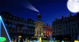 Fête des Lumières : 23 installations artistiques pour redécouvrir la ville autrement – Programme Programme Fête des Lumières 2025 à Lyon-LDC 2025 - Place des Jacobins