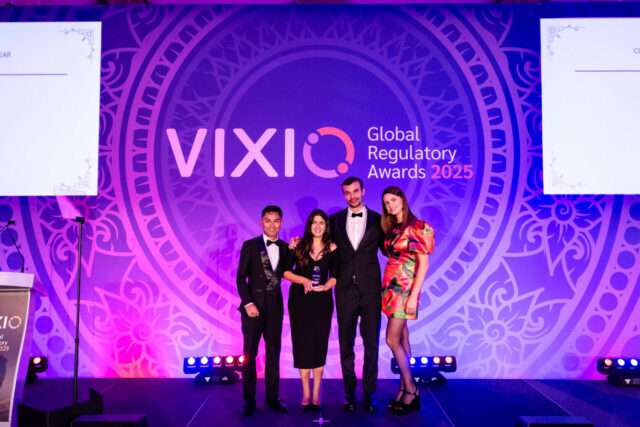 Sharp Vision reçoit à Londres la distinction « Compliance Innovator of the Year »