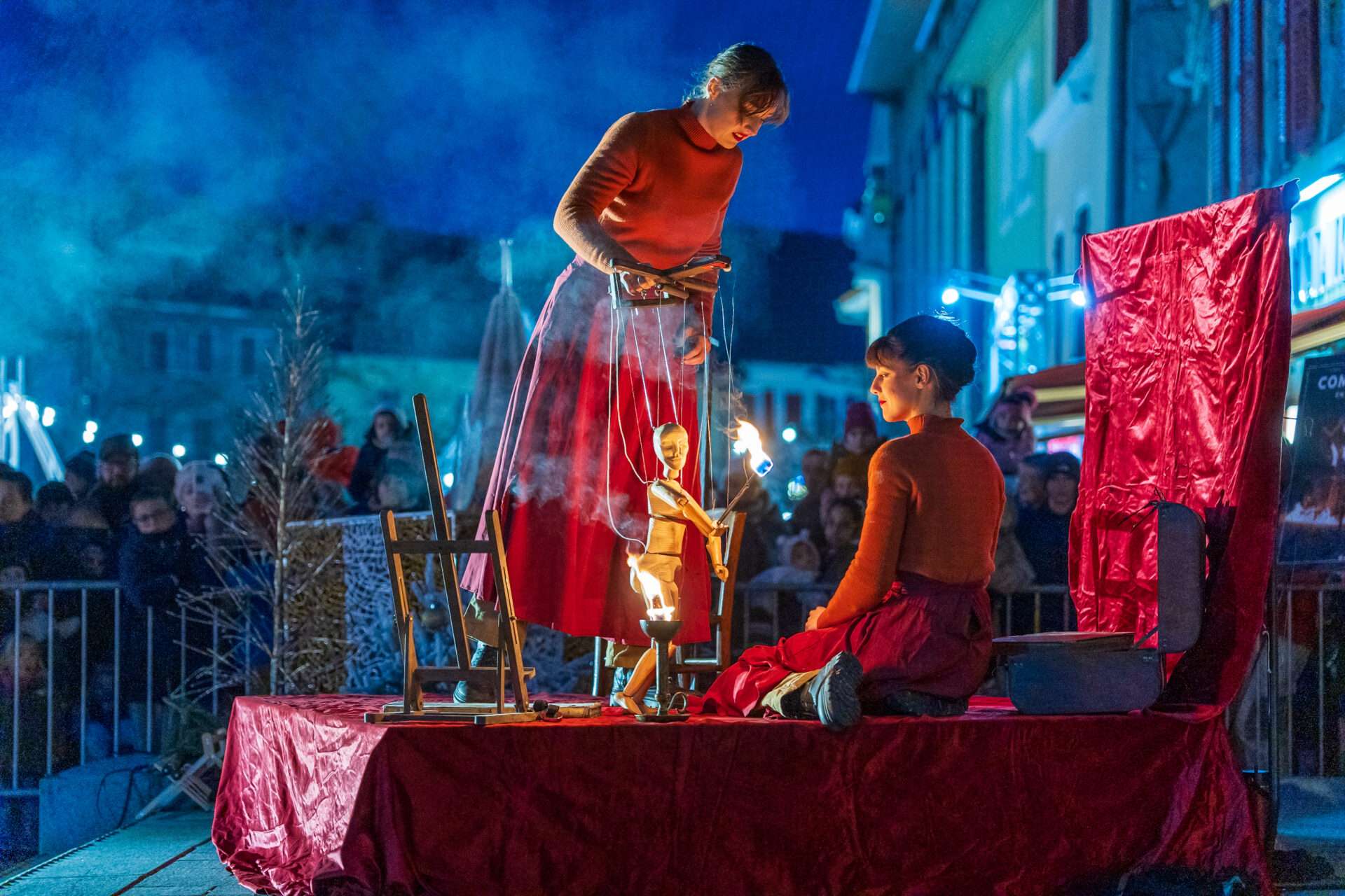 Compagnie En Flammes à l'inauguration de l'hôtel Oceania Lyon