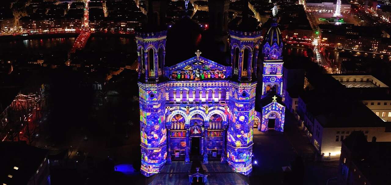 Basilique de Fourvière-fête des lumières -KYQP-25SM_2_ou_3_Visuels_HD_-_300_dpi_dont_au_moin_RDL-1280X608-14