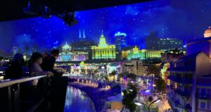 De l’événement ponctuel à l’expérience continue : le pari économique de Mini World Lyon Mini World Lyon, une déclinaison durable de la Fête des Lumières