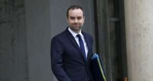 Sébastien Lecornu demande aux entreprises françaises de composer avec l’instabilité politique La lettre de Sébastien Lecornu place les entreprises au cœur de la gestion de l’incertitude politique (Photo by Antoine Gyori/Corbis via Getty Images)