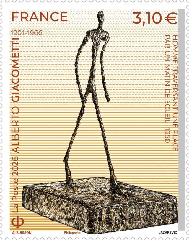 Le timbre émis par La Poste le 12 janvier 2026 rend hommage à Alberto Giacometti avec Homme traversant une place par un matin de soleil (1950), icône de l’art moderne