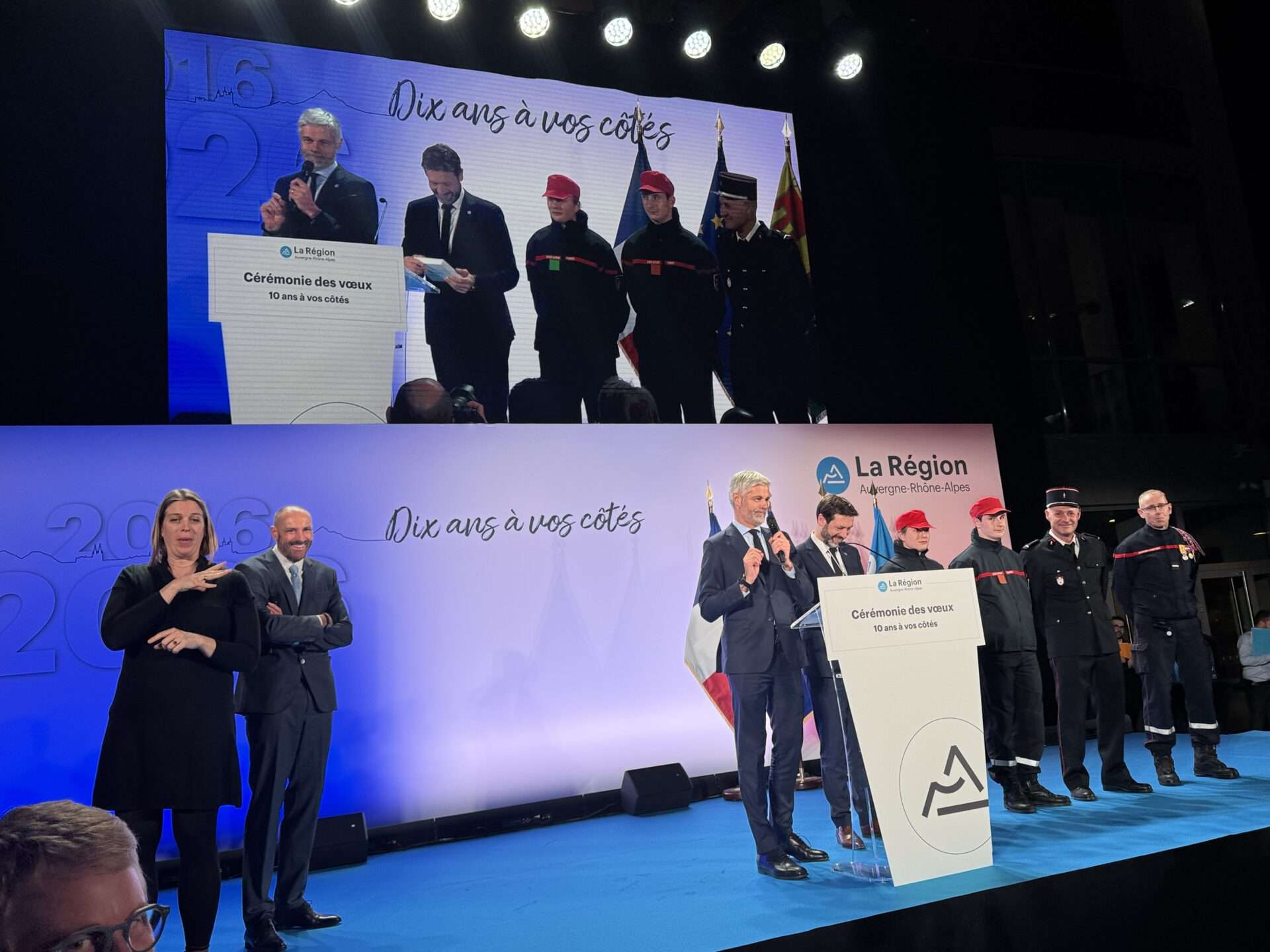 Laurent Wauquiez a annoncé une expérimentation sur le téléphone au lycée lors des vœux de la Région à Lyon