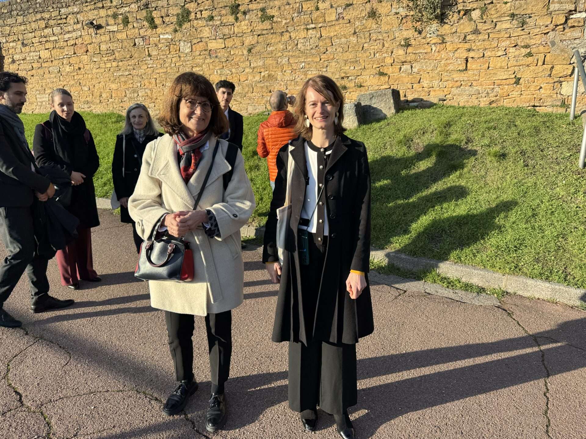 Isabelle Saurat, déléguée interministérielle à l’accessibilité, Anne LAYBOURNE, Sous-préfète chargée de la politique de la ville- musée Lugdunum