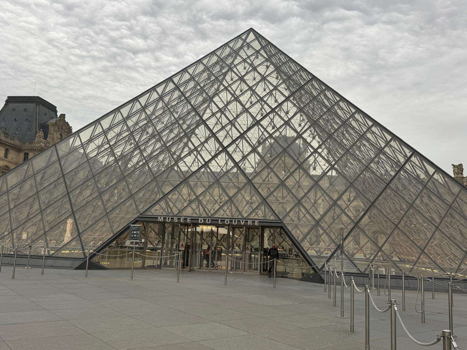 Louvre Museum